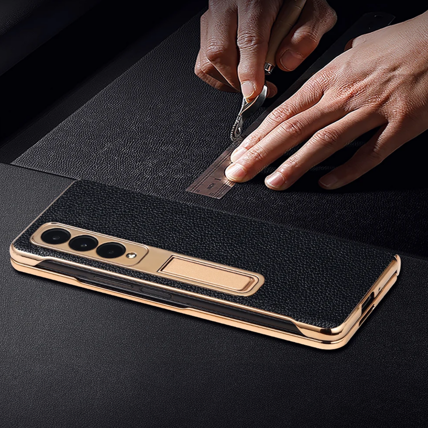 Leather Hinge protection Z Fold Case - LAMKARI